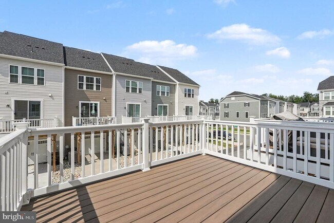 Building Photo - 4706 Torrey Ln