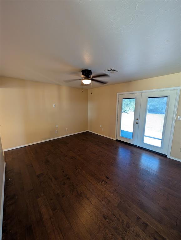 Building Photo - 1404 Heather Ln