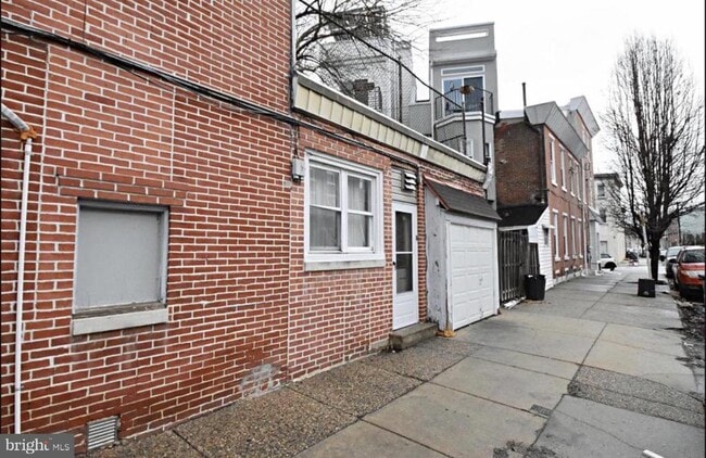 Building Photo - 1501 E Susquehanna Ave