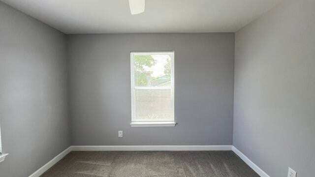 Building Photo - 3524 Woodridge Dr SE
