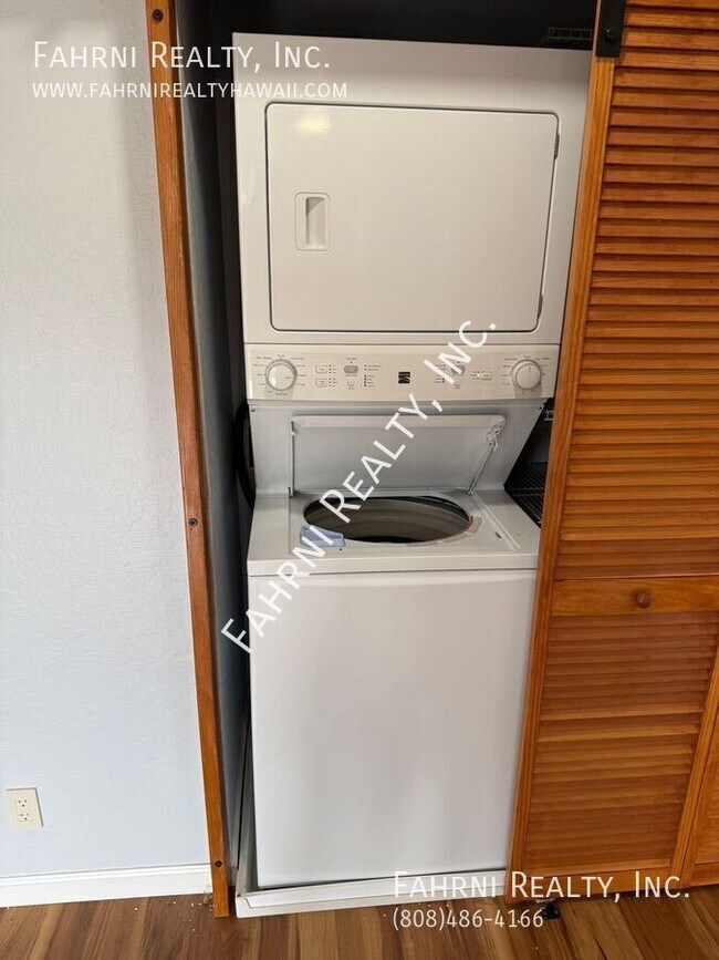 Building Photo - 84-757 Kiana Pl-#4A