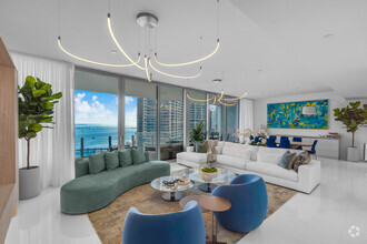 Building Photo - 300 Biscayne Blvd Way