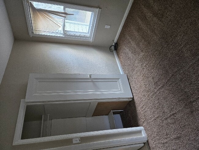 Building Photo - Beautiful 2 Bedroom 1 Bathroom In Redford Township!