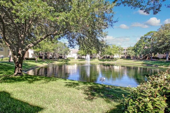 Building Photo - 9 Arbor Club Dr