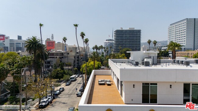 Building Photo - 1759 N Gower St