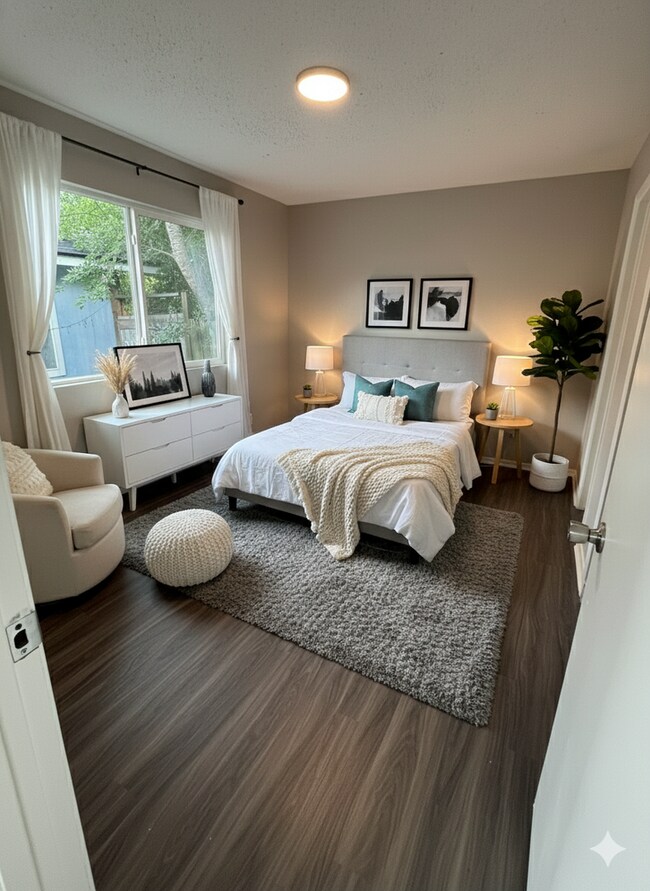 Building Photo - 955_4 Little C-Homes 5, LLC