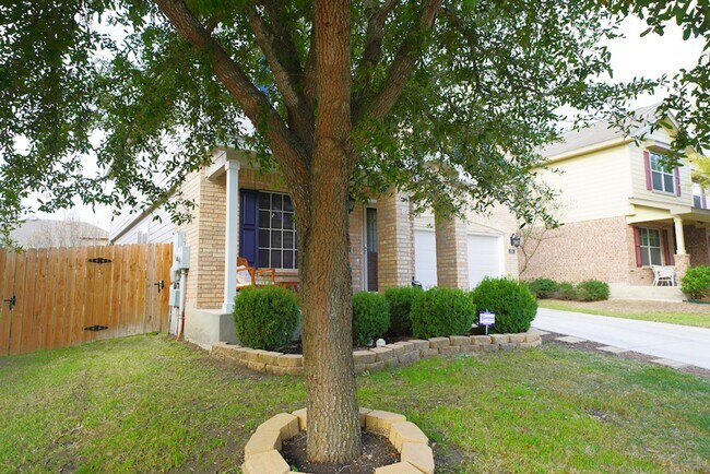 Building Photo - Gorgeous 5 Bedroom Rental in Cibolo! Realtor Commmission: $400