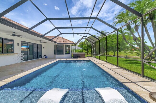 Building Photo - 10099 Canoe Brook Cir