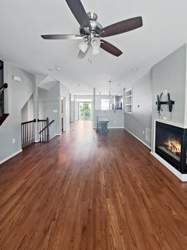 Building Photo - 1701 Walcott Ln