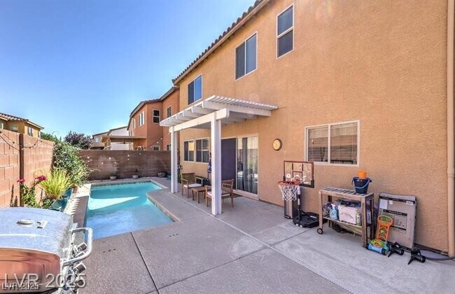 Building Photo - 10598 Cliff Lake St