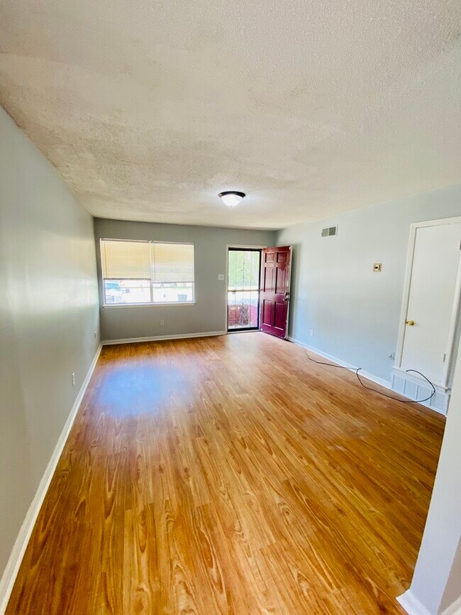 Building Photo - Awesome Family Home For Rent!