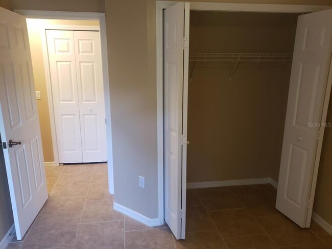 Building Photo - 1 Westmar Pl