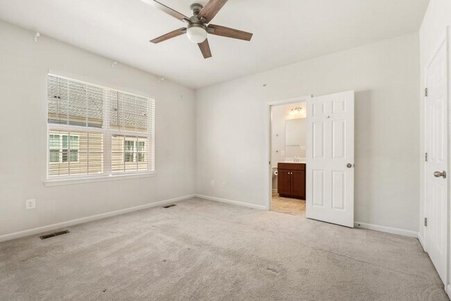 Building Photo - 12909 Brickyard Blvd