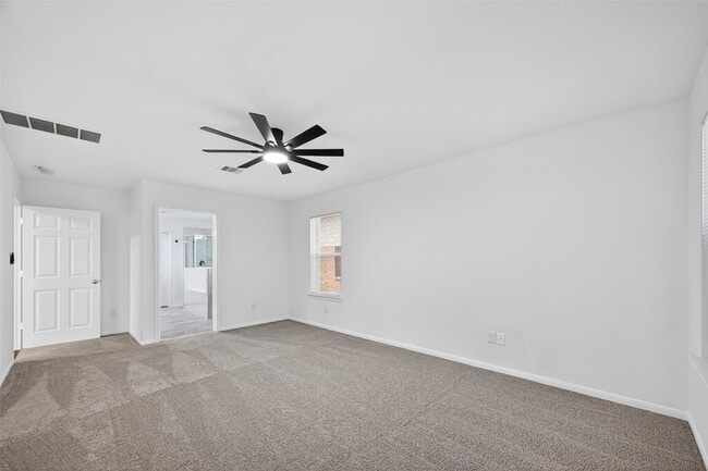 Building Photo - 15807 Sonoma Park Dr