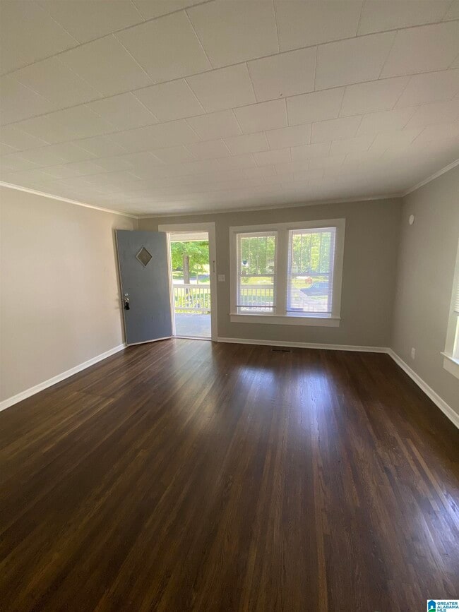Building Photo - 139 Elrie Blvd