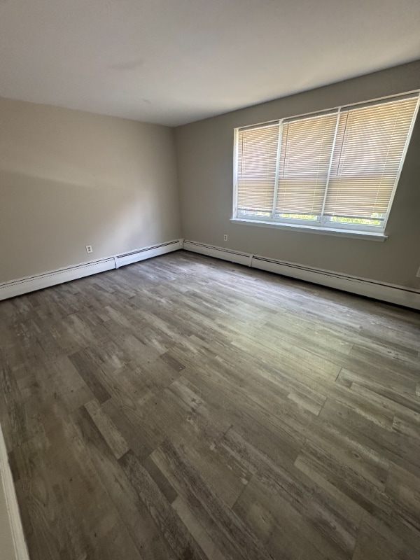 Building Photo - 17 Marshall St