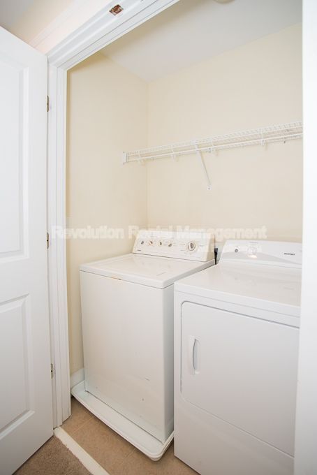 Building Photo - 1284 Jandras Ln SE
