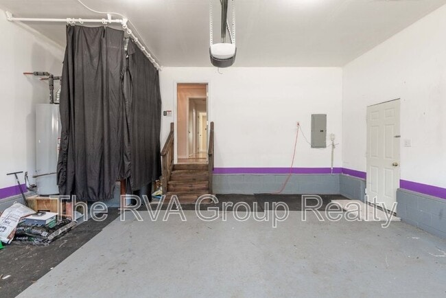 Building Photo - 10528 Runnymeade Dr