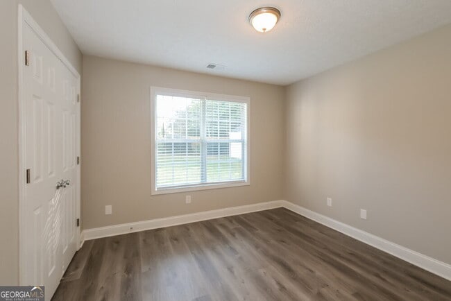 Building Photo - 362 Whitney Ln