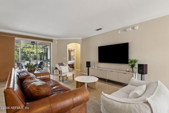 Building Photo - 81056 Leeside Ct