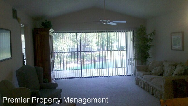 Building Photo - 500 Misty Pines Cir