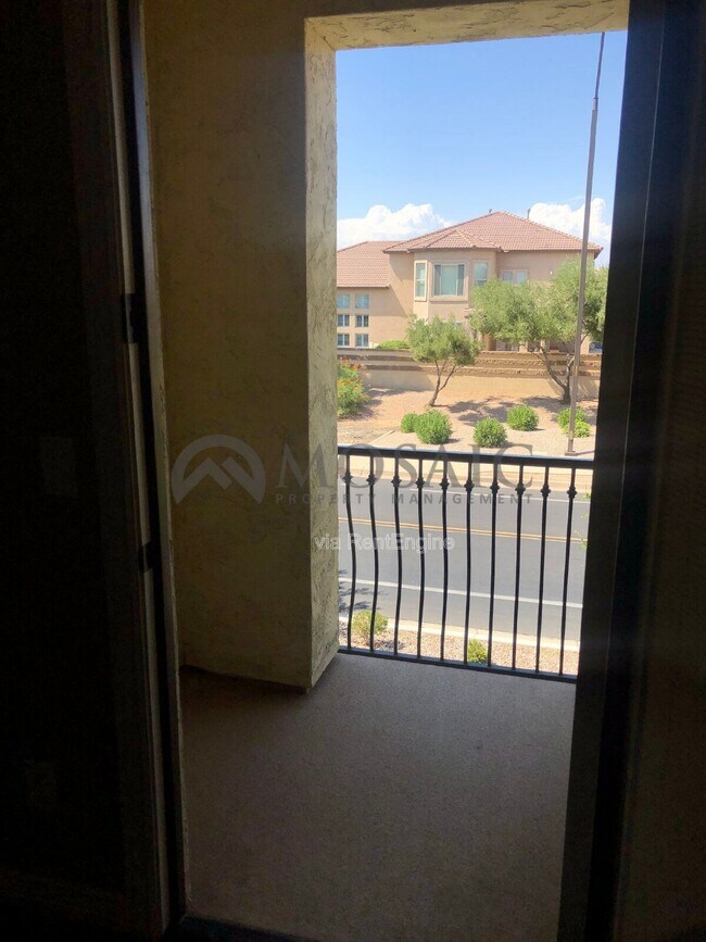 Building Photo - 3717 E Galveston St