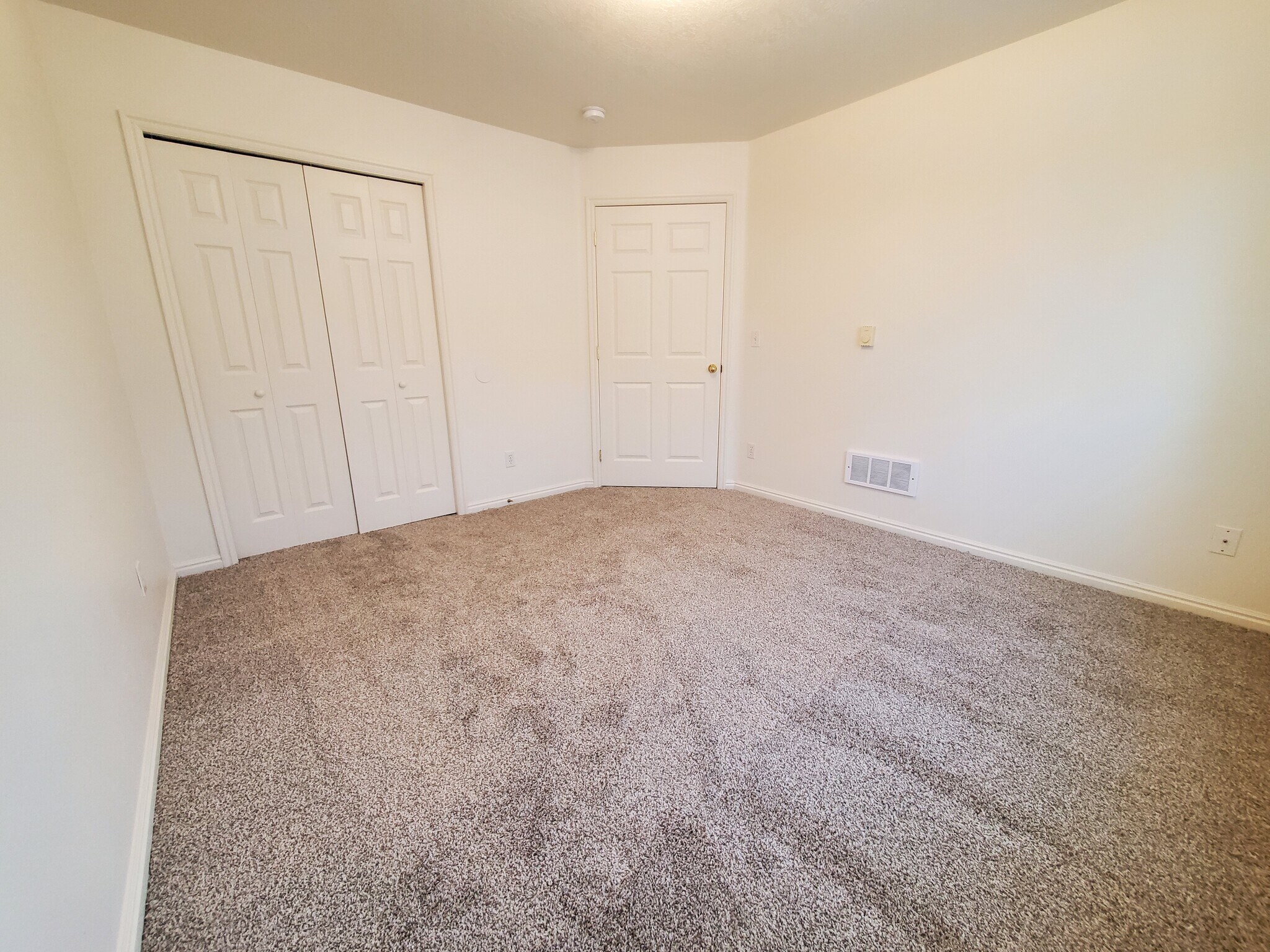 Building Photo - 3723 Deloy Dr