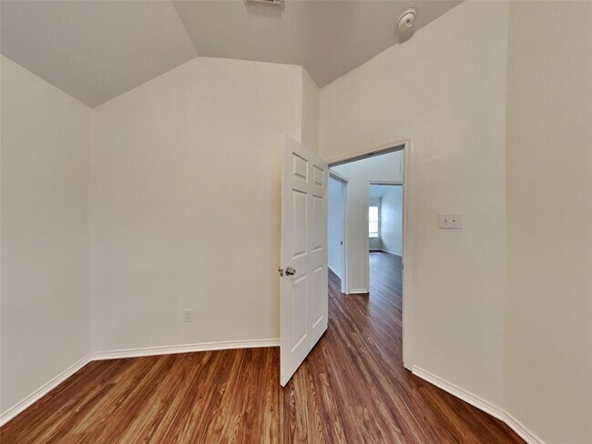 Building Photo - 864 Rock Harbor Ln