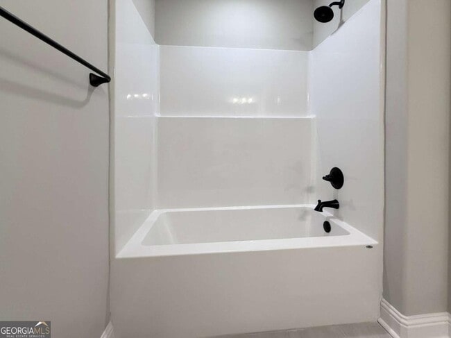 Building Photo - 417 Madison Ave