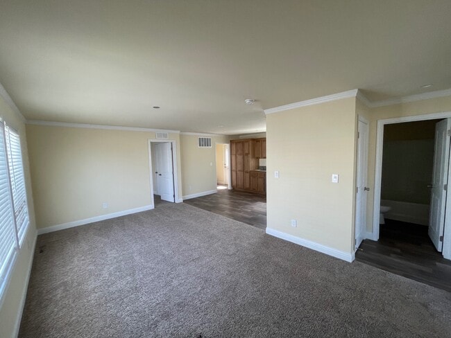 Building Photo - 4200 Maslona Dr