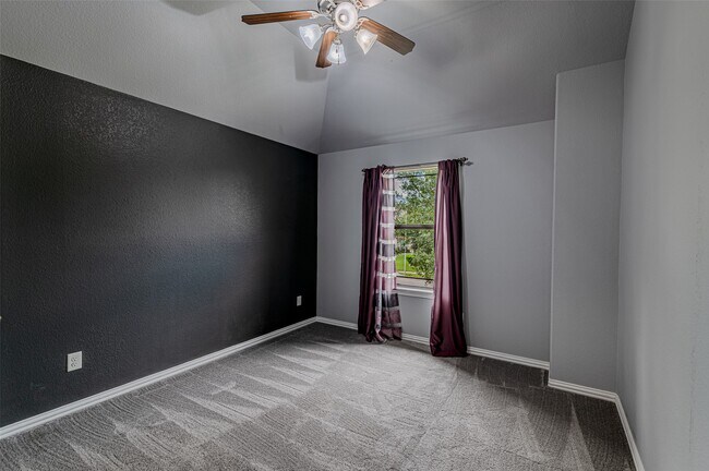 Building Photo - 6219 St Rosalia Dr