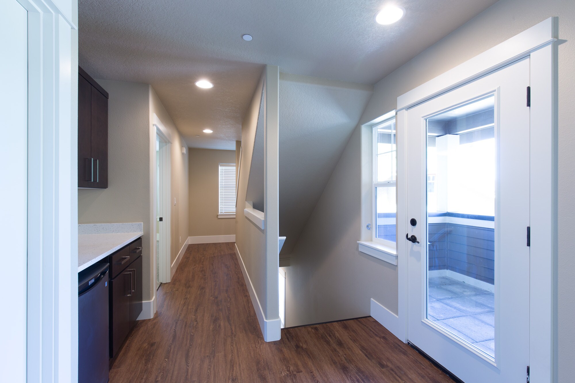 Building Photo - 915 SW 10th St