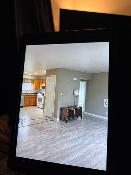 Building Photo - 75 S Maiden St