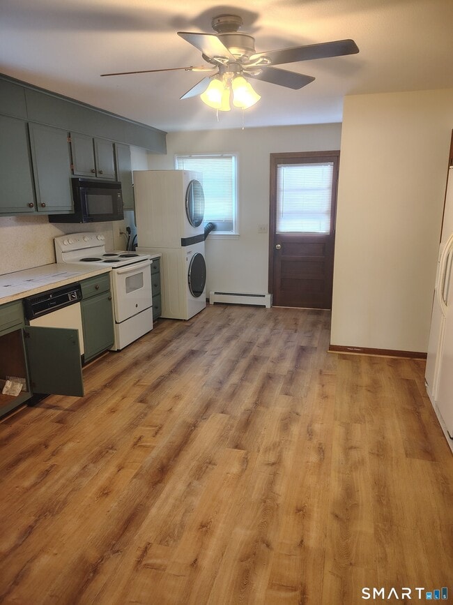 Building Photo - 56 Mozart St