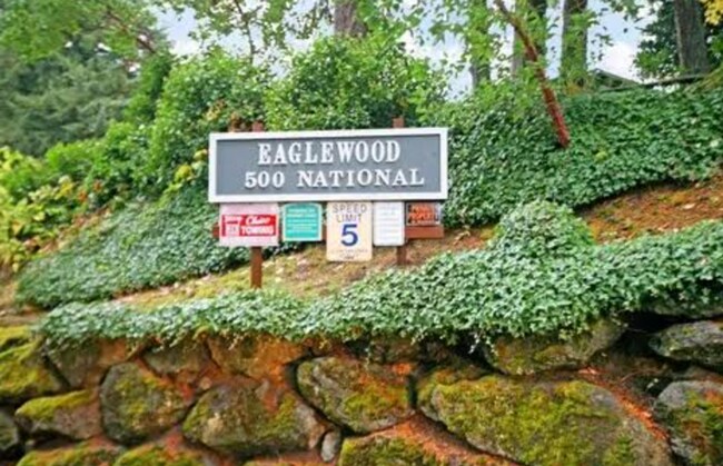 Building Photo - Serene Park-Like Sanctuary | Large Updated Townhome with Wooded Views, 3 bathrooms and 2 large be...