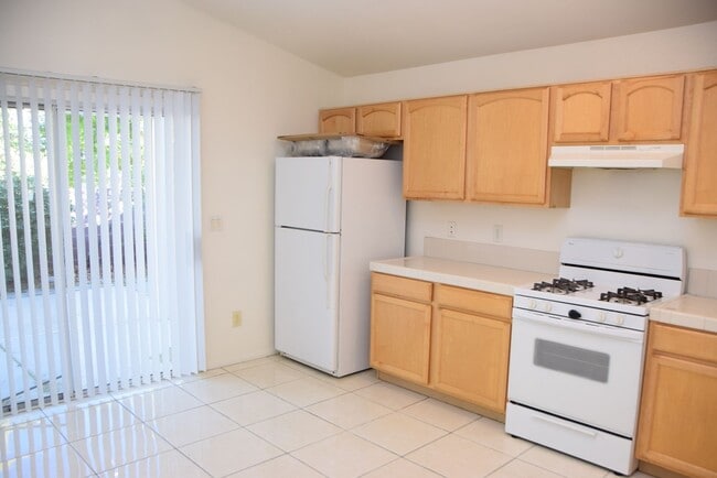 Building Photo - 3242 Velvet Rose St