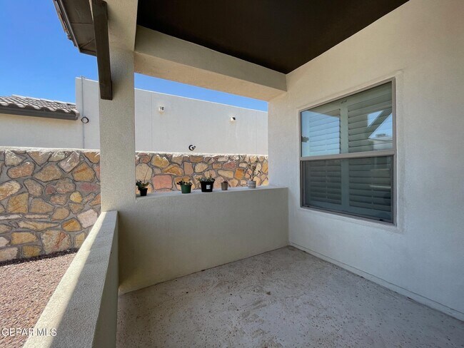 Building Photo - 13729 Brandsby Ave