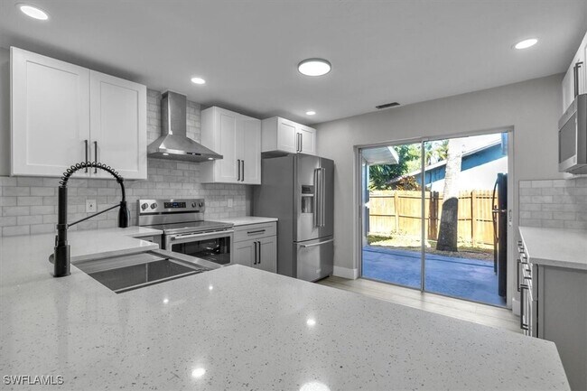 Building Photo - 27630 Wisconsin St