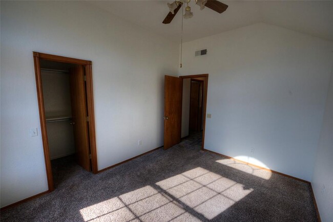 Building Photo - 3117 SW 125th St