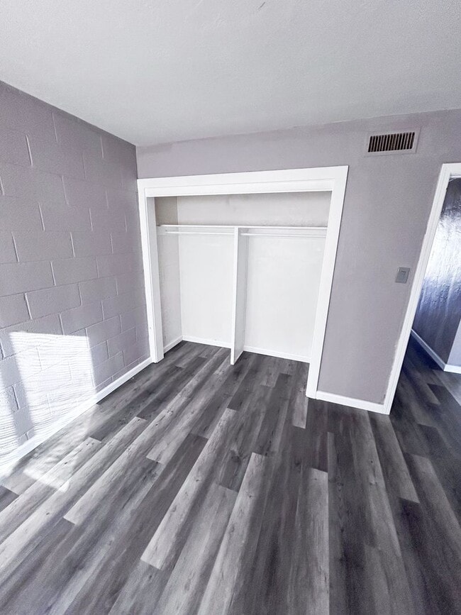 Building Photo - Remodeled 3 bedroom in Stead