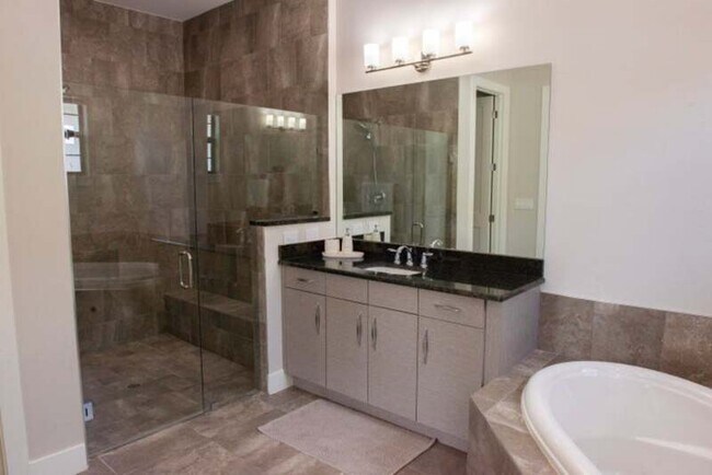 Building Photo - 2929 Gin Berry Way