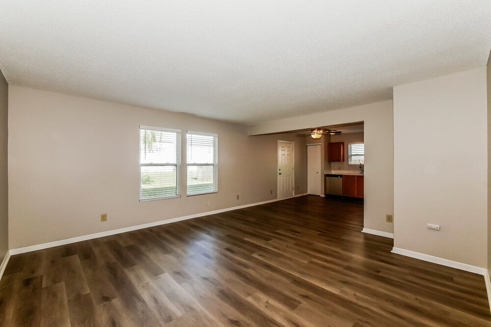 Building Photo - 8036 States Bend Dr