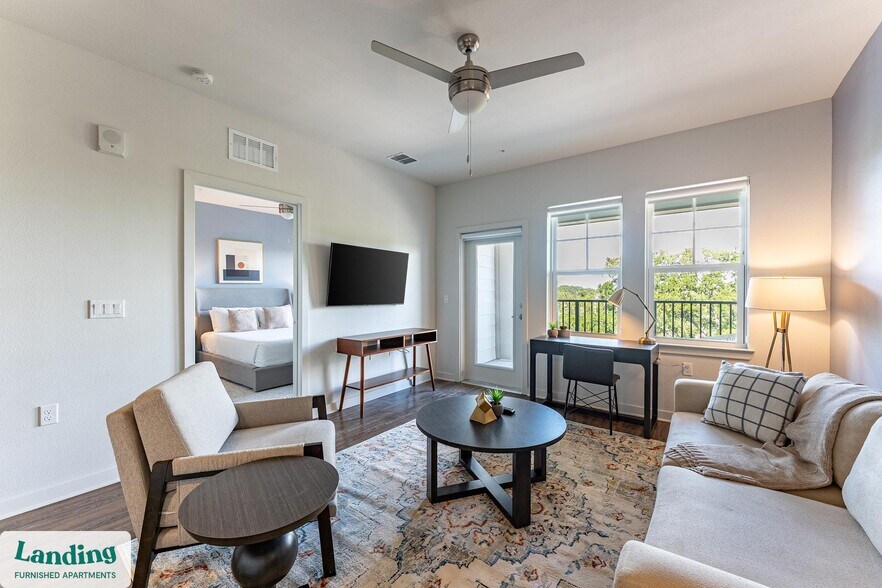 Building Photo - 1225 Utica Dr