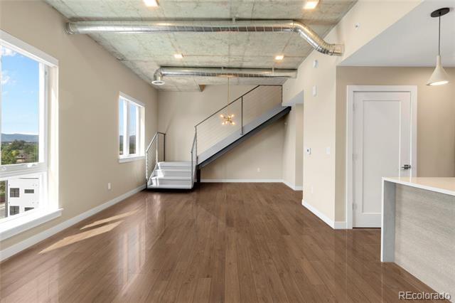 Building Photo - 1515 Julian St