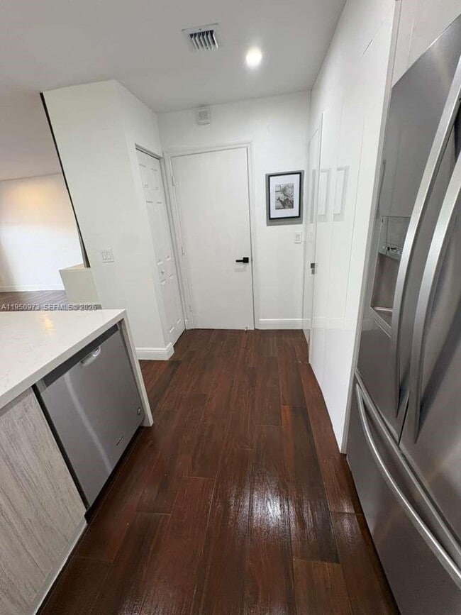 Building Photo - 5305 SW 126th Terrace