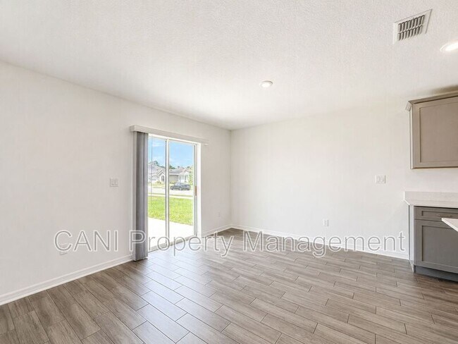Building Photo - 1100 Sand Trap Ct