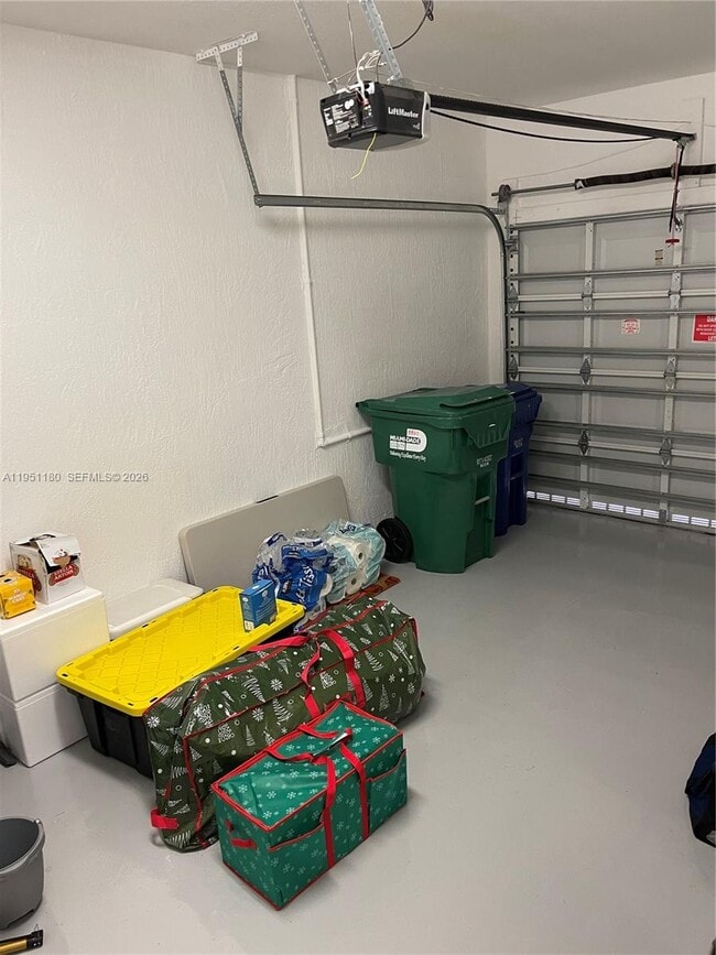 Building Photo - 8860 NW 103rd Ave