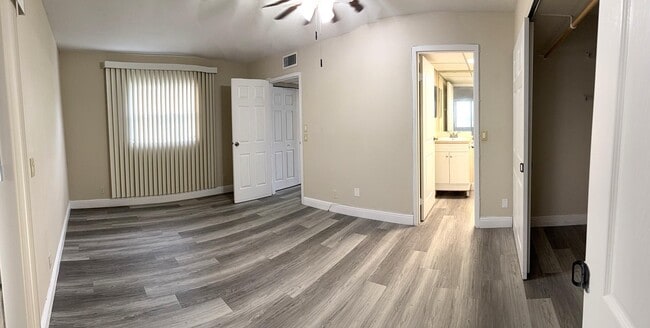 Building Photo - 323 Tuscany F