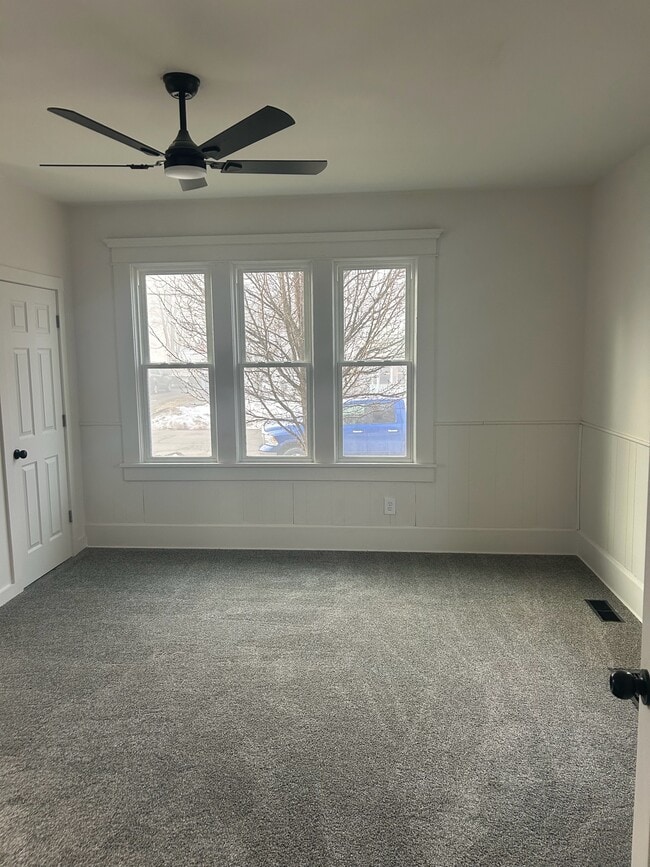 Building Photo - 54 Riley St