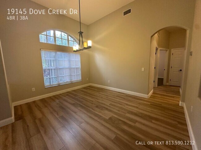 Building Photo - 19145 Dove Creek Dr